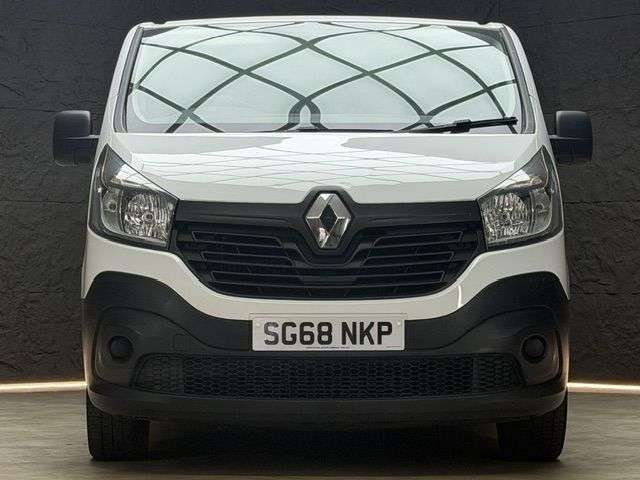 A 2018 RENAULT TRAFIC 1.6 dCi 27 Business Panel Van 5dr Diesel Manual SWB Standard Roof Euro 6 (1 A 2018 RENAULT TRAFIC 1.6 dCi 27 Business Panel Van 5dr Diesel Manual SWB Standard Roof Euro 6 (1