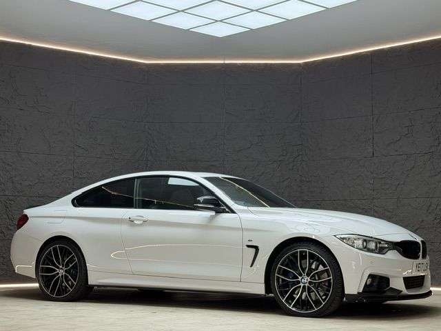 A 2017 BMW 4 SERIES 3.0 435d M Sport Coupe 2dr Diesel Auto xDrive Euro 6 (s/s) (313 ps) PANORAM A 2017 BMW 4 SERIES 3.0 435d M Sport Coupe 2dr Diesel Auto xDrive Euro 6 (s/s) (313 ps) PANORAM