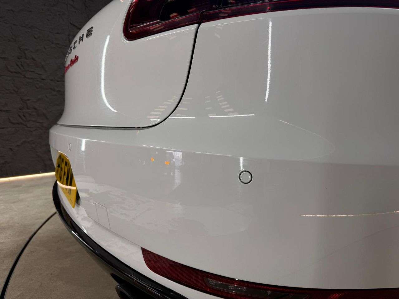 2016 PORSCHE MACAN 2016 PORSCHE MACAN
