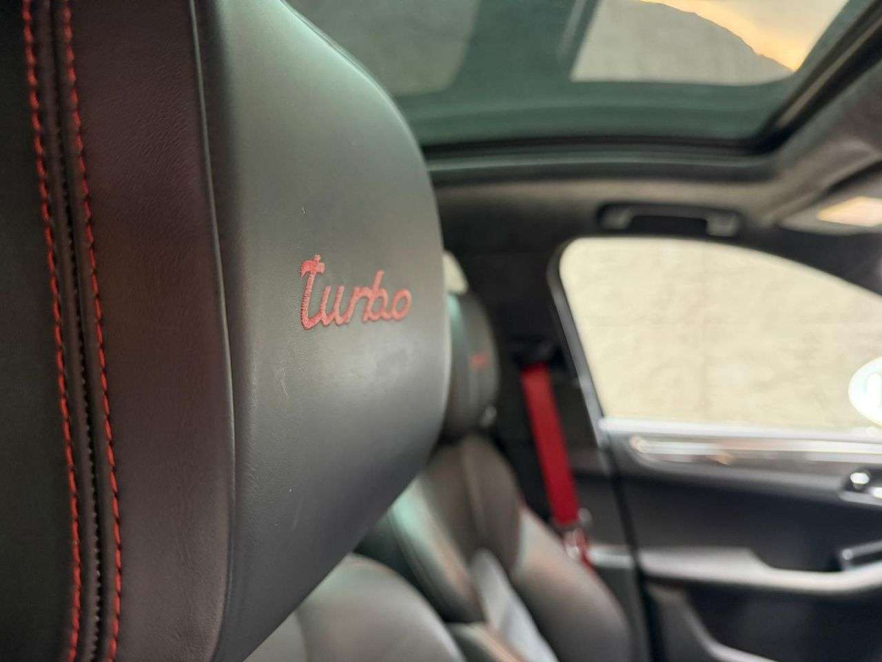 2016 PORSCHE MACAN 2016 PORSCHE MACAN