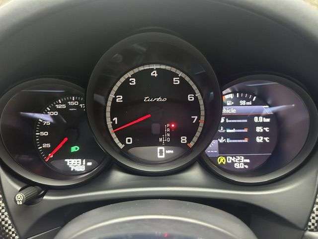 2016 PORSCHE MACAN 2016 PORSCHE MACAN