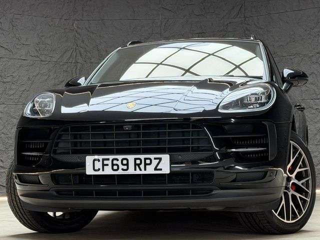2019 PORSCHE MACAN 2019 PORSCHE MACAN
