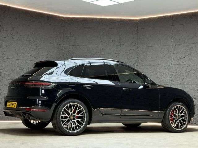 2019 PORSCHE MACAN 2019 PORSCHE MACAN