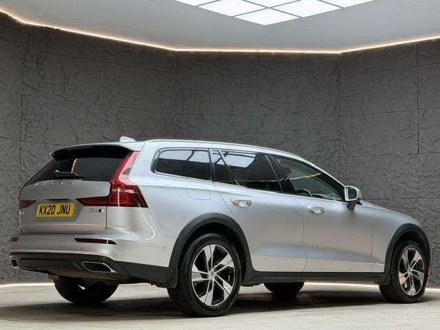 2020 VOLVO V60 CROSS COUNTRY 2020 VOLVO V60 CROSS COUNTRY