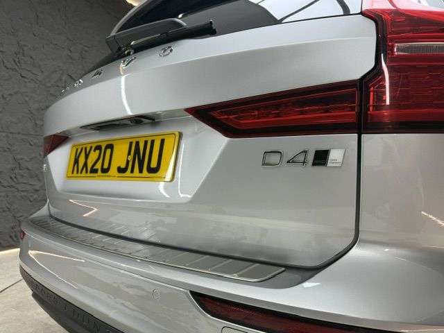 2020 VOLVO V60 CROSS COUNTRY 2020 VOLVO V60 CROSS COUNTRY