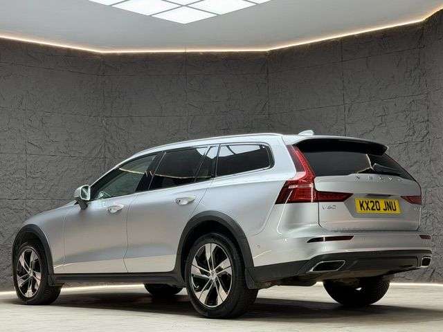 2020 VOLVO V60 CROSS COUNTRY 2020 VOLVO V60 CROSS COUNTRY