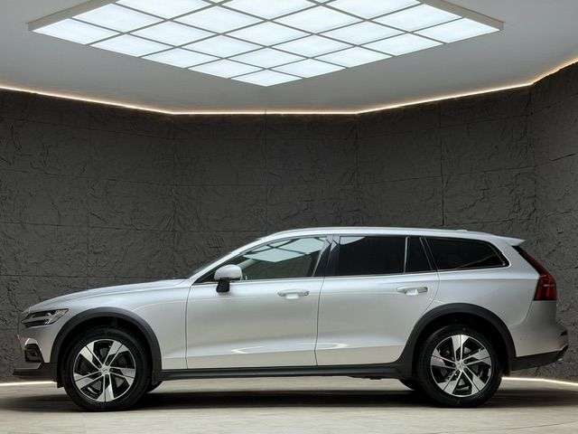 2020 VOLVO V60 CROSS COUNTRY 2020 VOLVO V60 CROSS COUNTRY