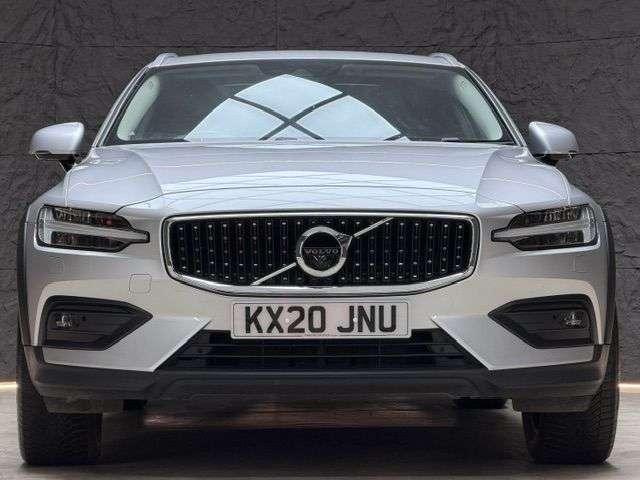 2020 VOLVO V60 CROSS COUNTRY 2020 VOLVO V60 CROSS COUNTRY