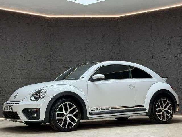 A 2016 VOLKSWAGEN BEETLE 2.0 TDI BlueMotion Tech Dune Hatchback 3dr Diesel Manual Euro 6 (s/s) (150 A 2016 VOLKSWAGEN BEETLE 2.0 TDI BlueMotion Tech Dune Hatchback 3dr Diesel Manual Euro 6 (s/s) (150