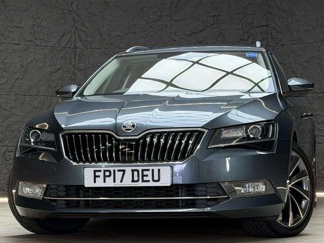 A 2017 SKODA SUPERB 2.0 TDI Laurin & Klement Estate 5dr Diesel DSG Auto 6Spd 4WD Euro 6 (s/s) ( A 2017 SKODA SUPERB 2.0 TDI Laurin & Klement Estate 5dr Diesel DSG Auto 6Spd 4WD Euro 6 (s/s) (