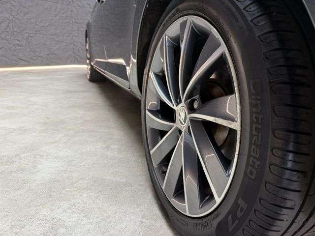 2017 SKODA SUPERB 2017 SKODA SUPERB