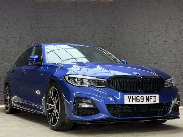 A 2019 BMW 3 SERIES 2.0 320d M Sport Saloon 4dr Diesel Auto xDrive Euro 6 (s/s) (190 ps) FSH, S A 2019 BMW 3 SERIES 2.0 320d M Sport Saloon 4dr Diesel Auto xDrive Euro 6 (s/s) (190 ps) FSH, S