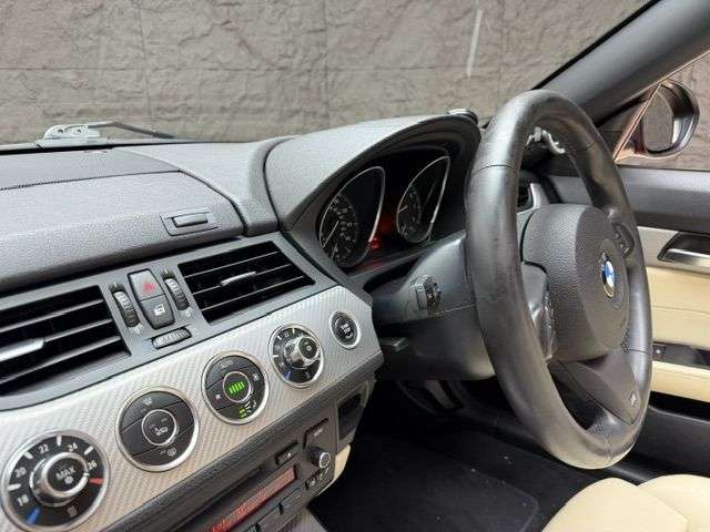 2012 BMW Z4 2012 BMW Z4