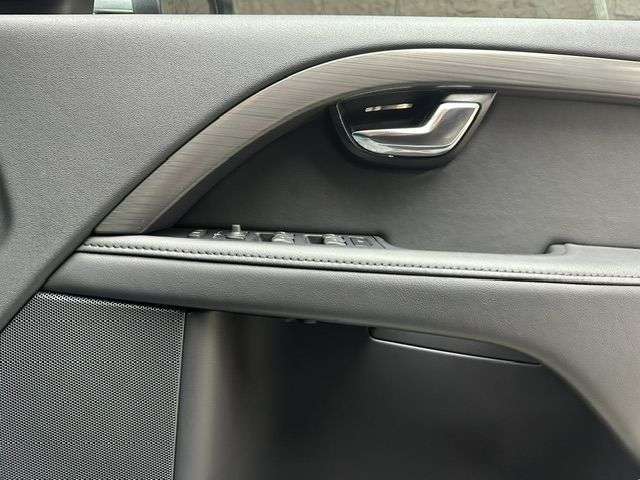 2015 VOLVO XC70 2015 VOLVO XC70