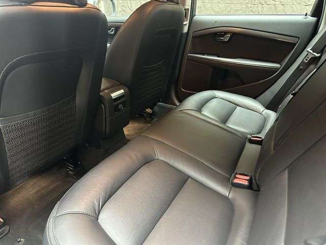 2015 VOLVO XC70 2015 VOLVO XC70