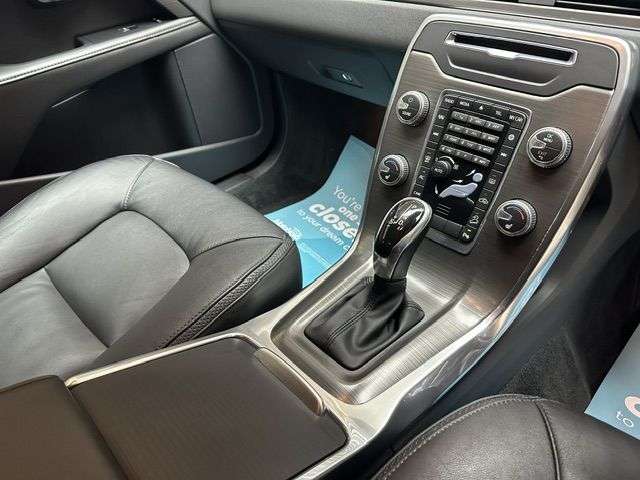 2015 VOLVO XC70 2015 VOLVO XC70