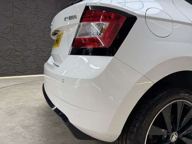 2017 SKODA FABIA 2017 SKODA FABIA