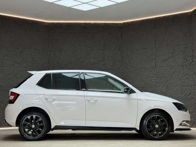 2017 SKODA FABIA 2017 SKODA FABIA