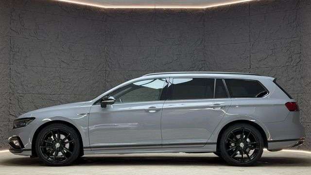 A 2019 VOLKSWAGEN PASSAT 2.0 TSI R-Line Edition Estate 5dr Petrol DSG 4Motion Euro 6 (s/s) (272 ps) A 2019 VOLKSWAGEN PASSAT 2.0 TSI R-Line Edition Estate 5dr Petrol DSG 4Motion Euro 6 (s/s) (272 ps)