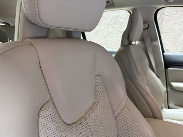 2021 VOLVO XC90 2021 VOLVO XC90