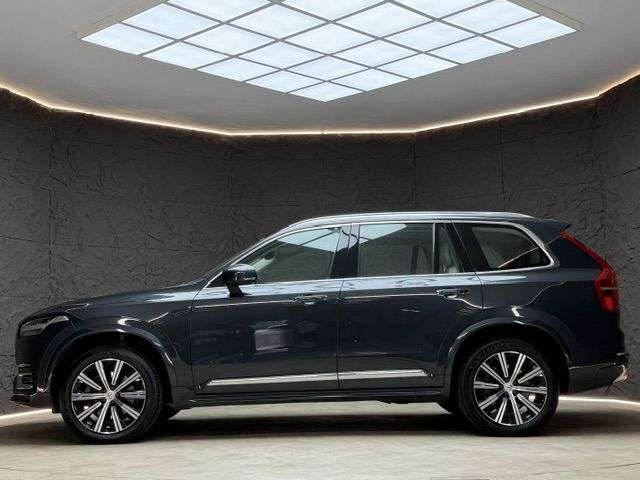 A 2021 VOLVO XC90 2.0 B5 MHEV Inscription SUV 5dr Diesel Hybrid Auto 4WD Euro 6 (s/s) (235 ps A 2021 VOLVO XC90 2.0 B5 MHEV Inscription SUV 5dr Diesel Hybrid Auto 4WD Euro 6 (s/s) (235 ps