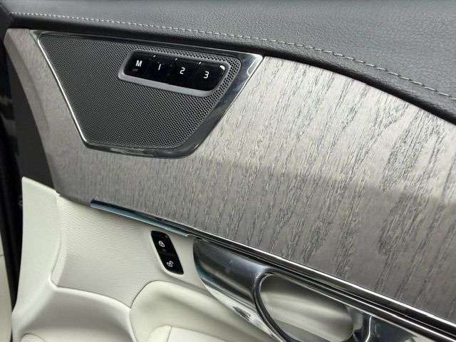2021 VOLVO XC90 2021 VOLVO XC90