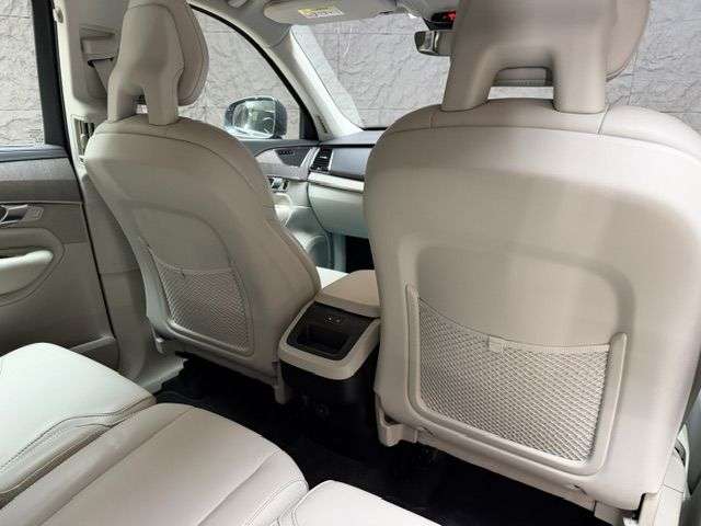 2021 VOLVO XC90 2021 VOLVO XC90