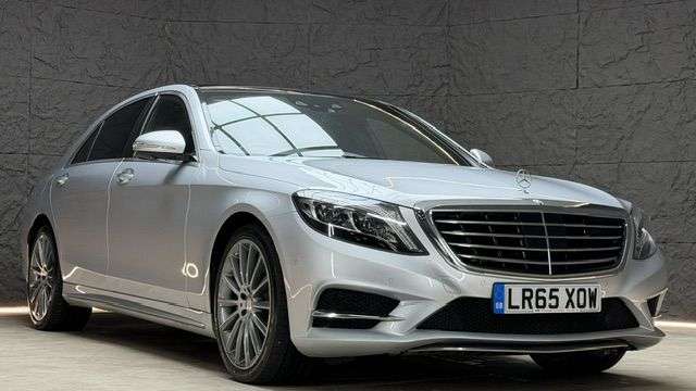 A 2015 MERCEDES-BENZ S CLASS 3.0 S350Ld V6 AMG Line Saloon 4dr Diesel G-Tronic+ Euro 6 (s/s) (258 ps) FS A 2015 MERCEDES-BENZ S CLASS 3.0 S350Ld V6 AMG Line Saloon 4dr Diesel G-Tronic+ Euro 6 (s/s) (258 ps) FS