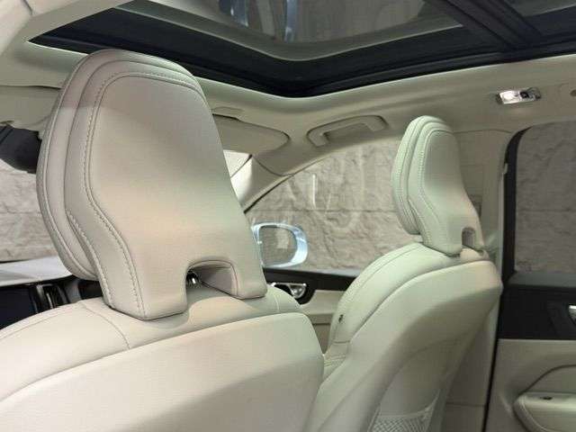 2020 VOLVO XC60 2020 VOLVO XC60