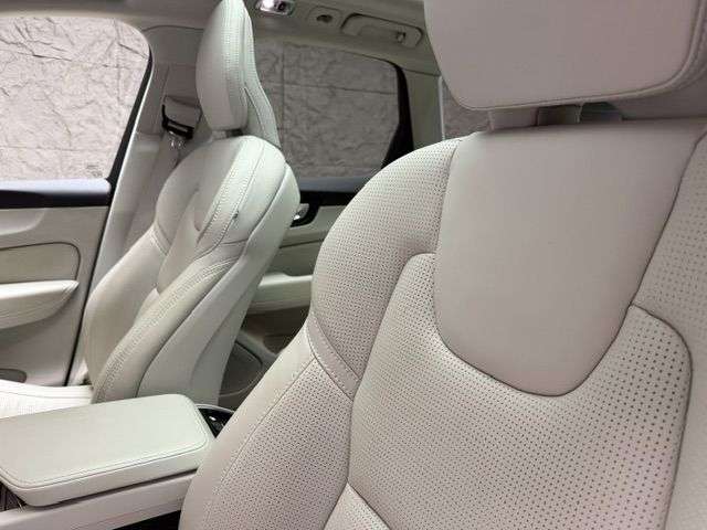 2020 VOLVO XC60 2020 VOLVO XC60