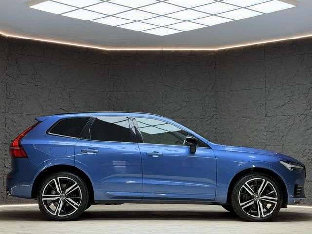 2021 VOLVO XC60 2021 VOLVO XC60