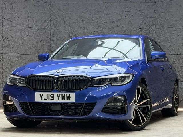 A 2019 BMW 3 SERIES 2.0 320d M Sport Saloon 4dr Diesel Auto xDrive Euro 6 (s/s) (190 ps) ** FUL A 2019 BMW 3 SERIES 2.0 320d M Sport Saloon 4dr Diesel Auto xDrive Euro 6 (s/s) (190 ps) ** FUL
