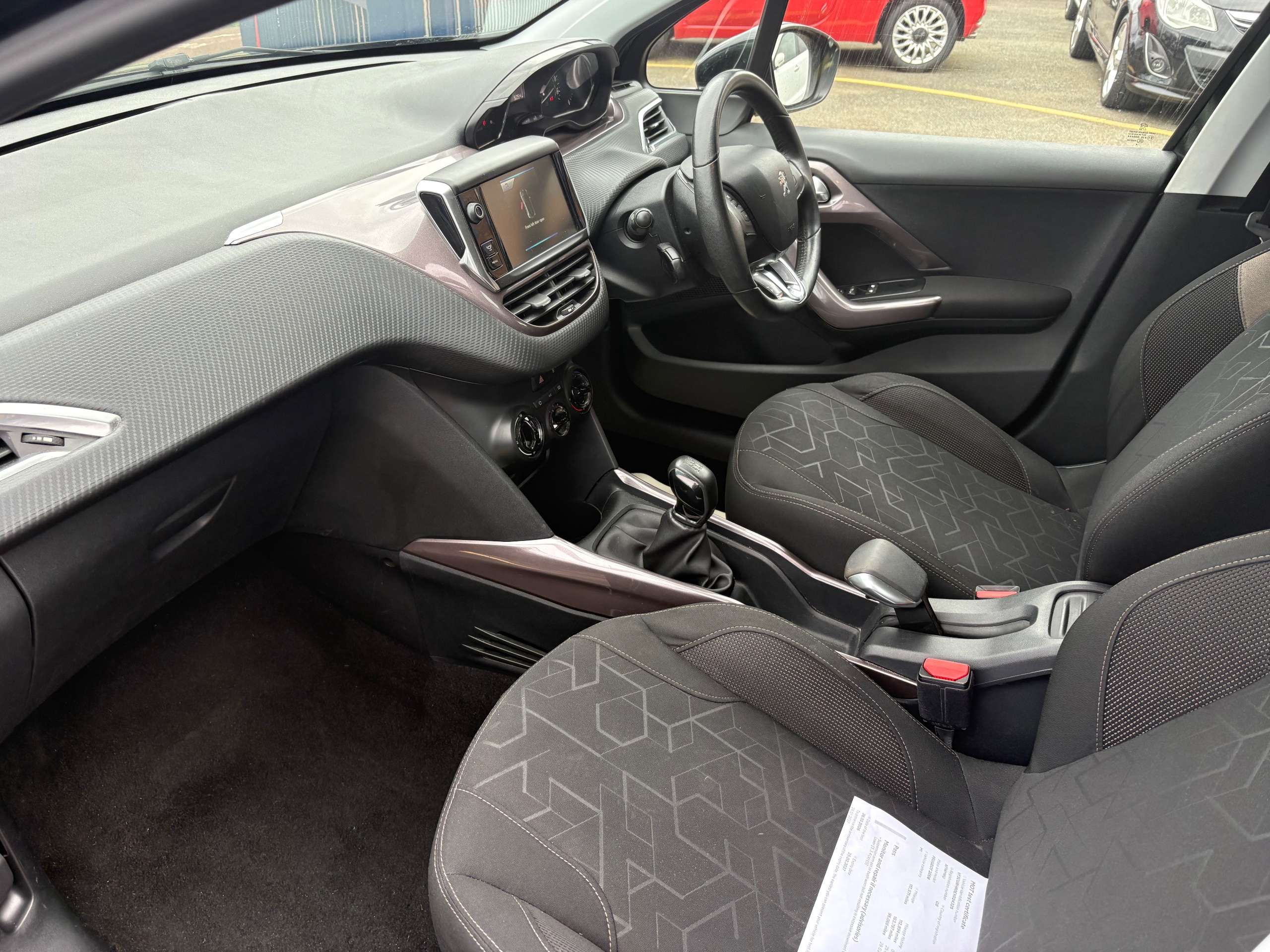 2014 PEUGEOT 2008 2014 PEUGEOT 2008