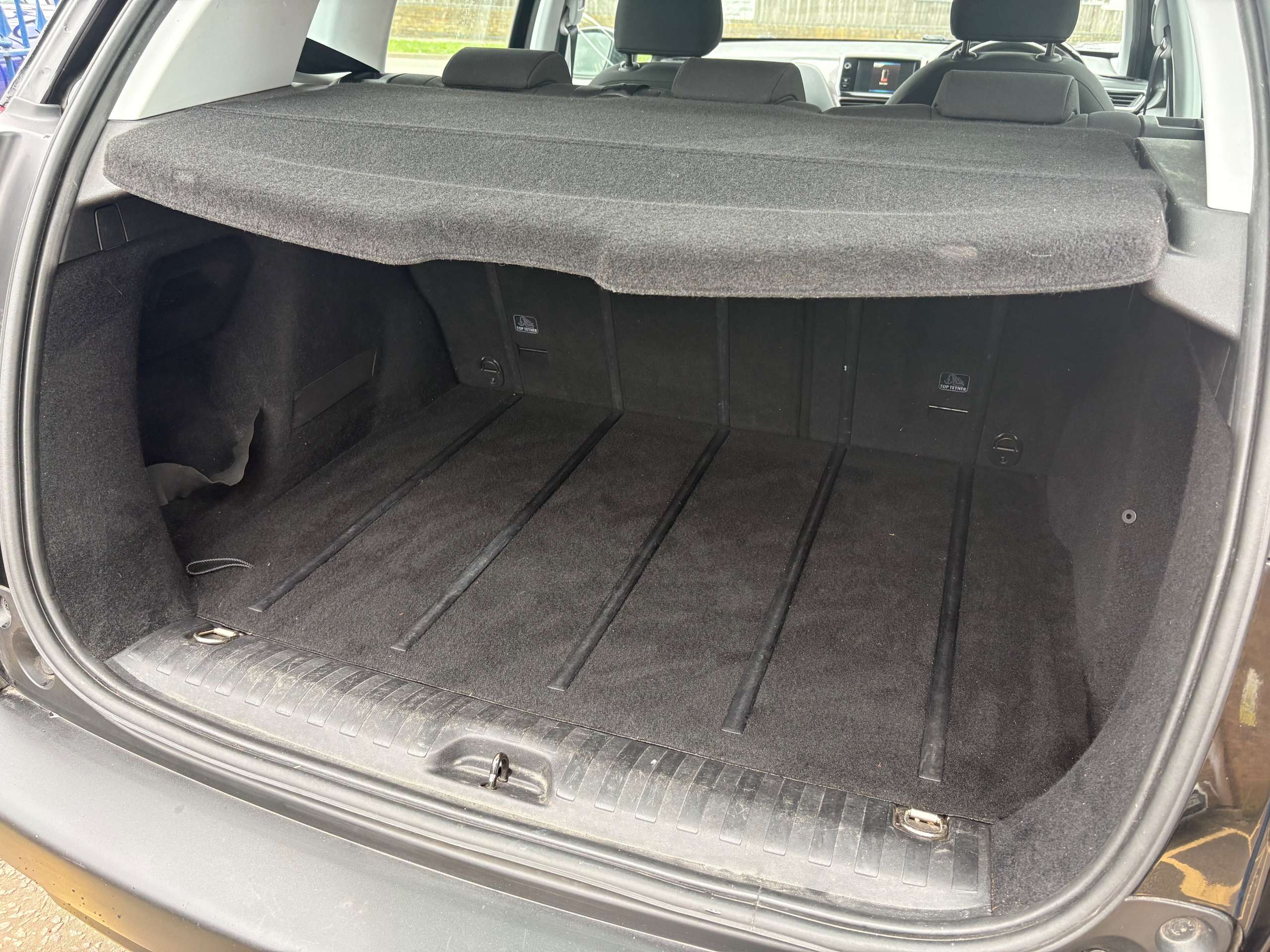 2014 PEUGEOT 2008 2014 PEUGEOT 2008