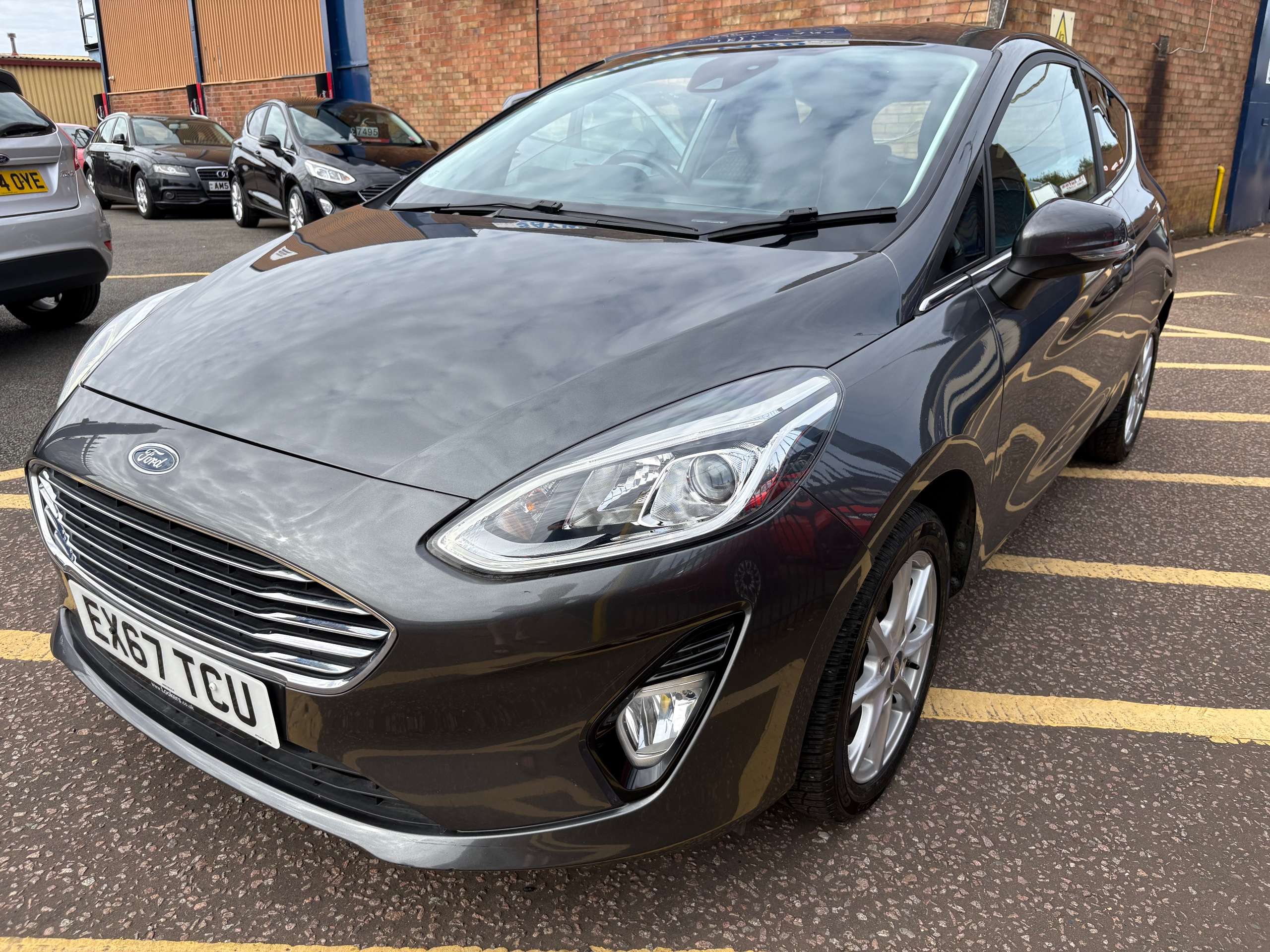 A 2017 FORD FIESTA 1.1 Ti-VCT Zetec Hatchback 3dr Petrol Manual Euro 6 (s/s) (85 ps) A 2017 FORD FIESTA 1.1 Ti-VCT Zetec Hatchback 3dr Petrol Manual Euro 6 (s/s) (85 ps)