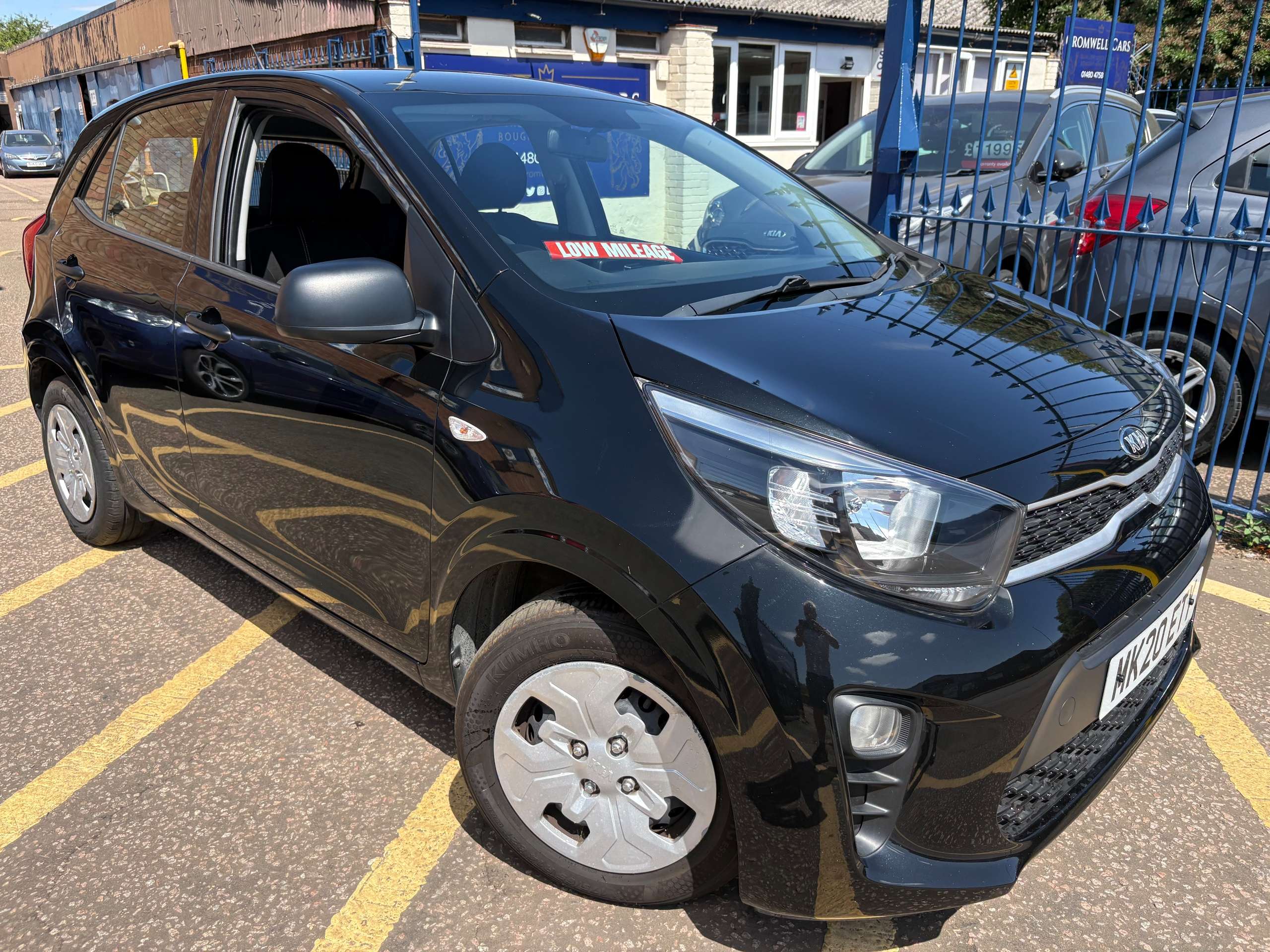 A 2020 KIA PICANTO 1.0 1 5 door - Low Miles A 2020 KIA PICANTO 1.0 1 5 door - Low Miles