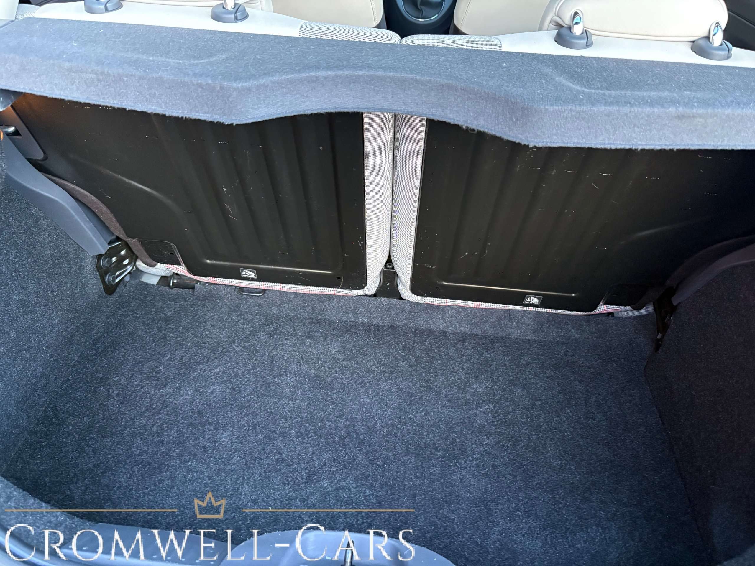 2017 FIAT 500 2017 FIAT 500