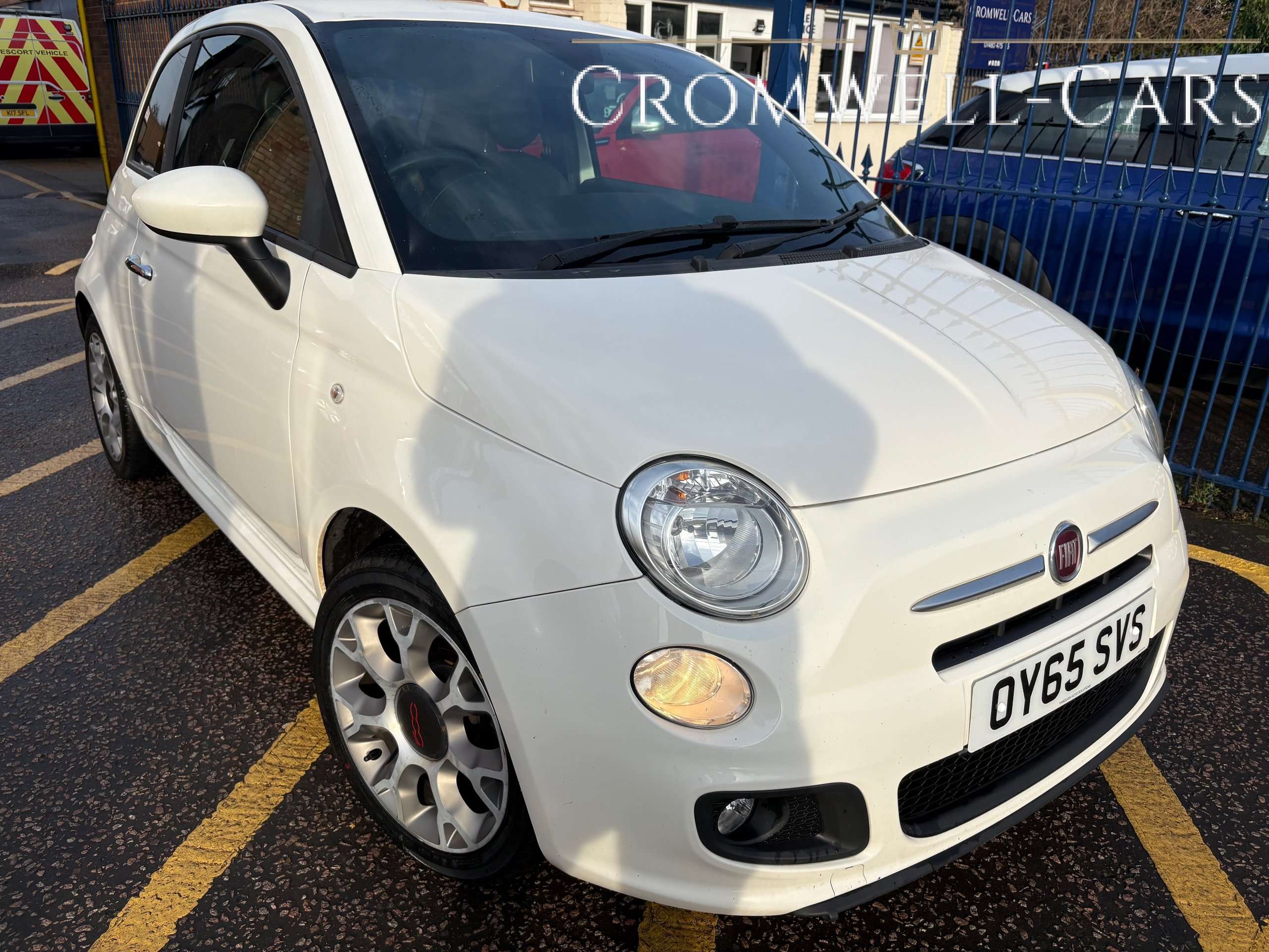 2015 FIAT 500 2015 FIAT 500