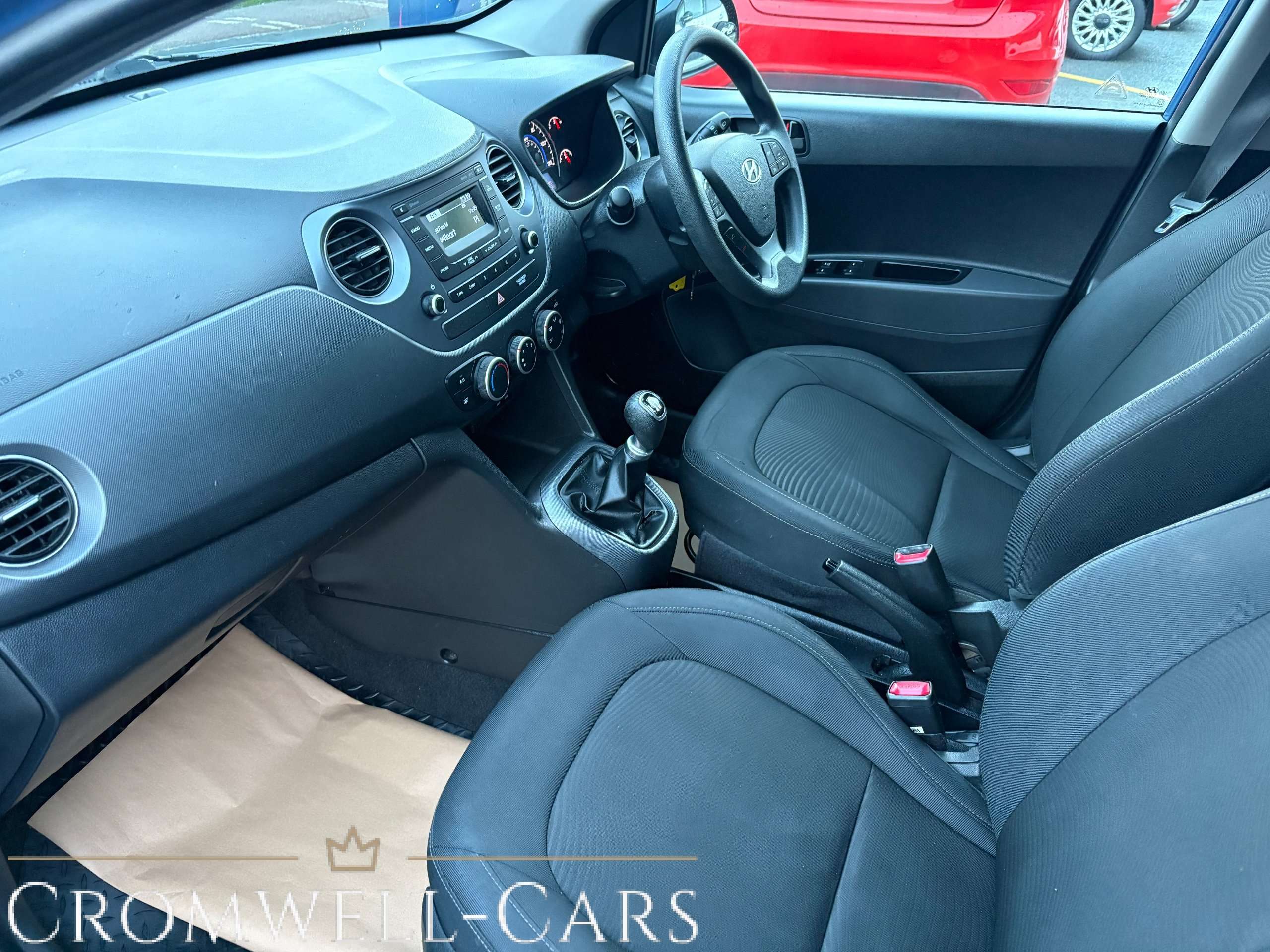 2018 HYUNDAI I10 2018 HYUNDAI I10