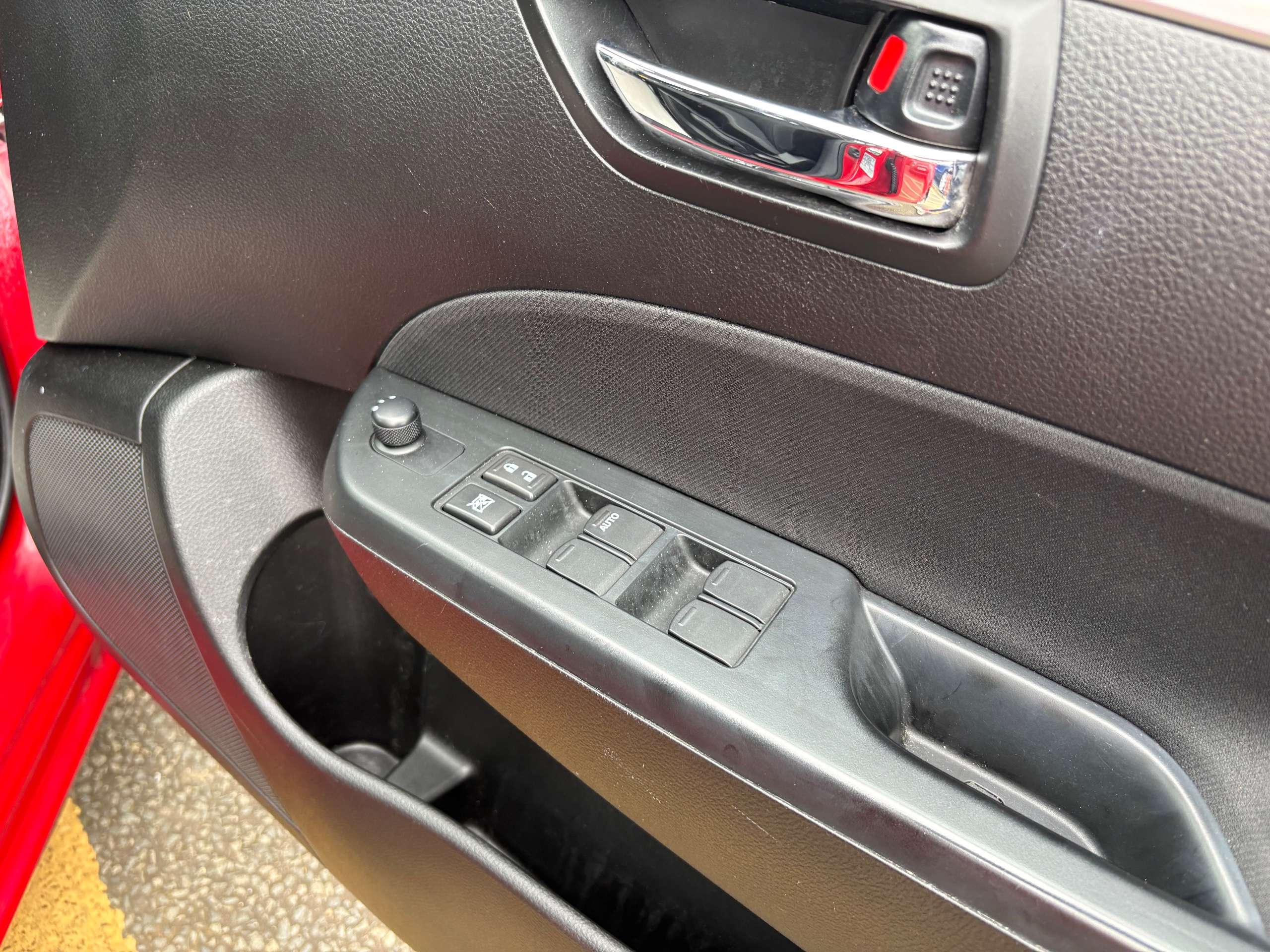 2016 SUZUKI SWIFT 2016 SUZUKI SWIFT