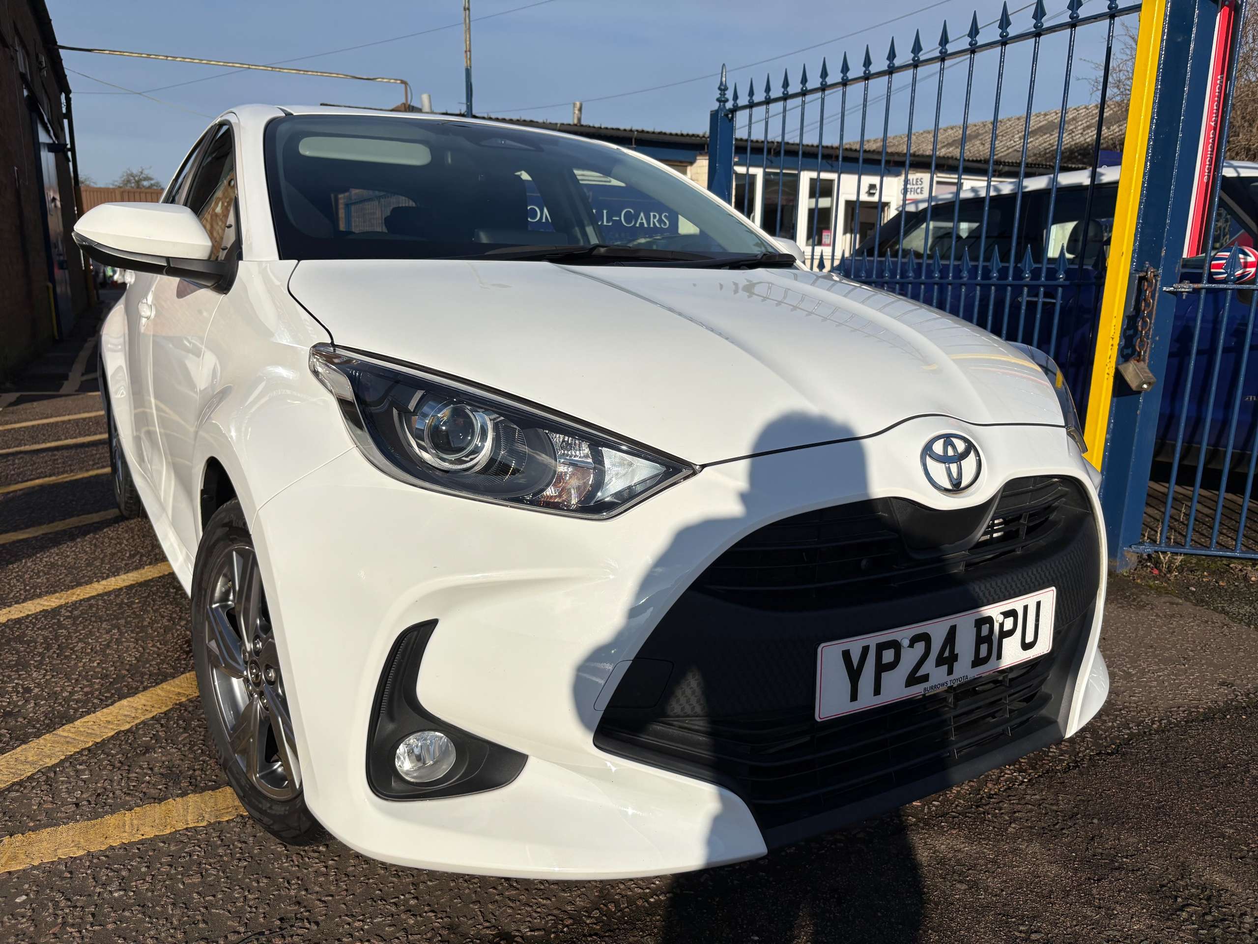 2024 TOYOTA YARIS 2024 TOYOTA YARIS