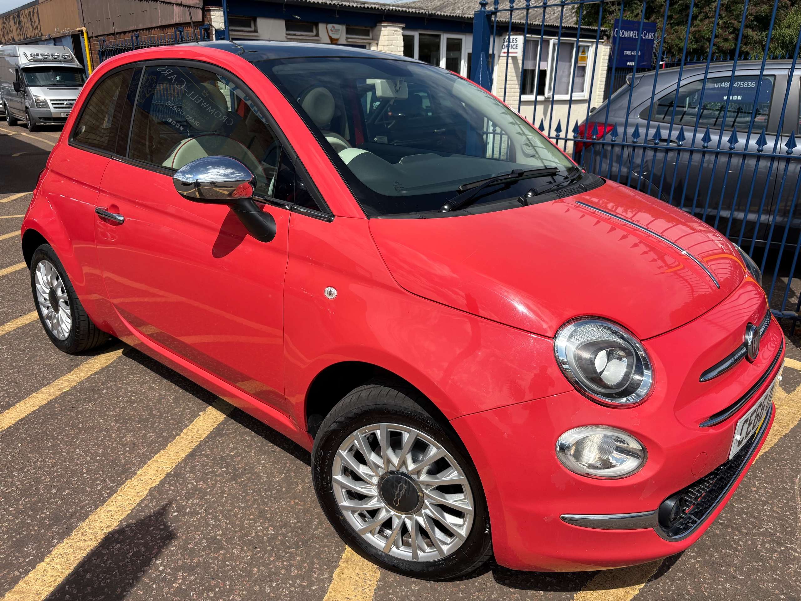 A 2016 FIAT 500 (66 plate) 1.2 Lounge Hatchback 3 Door - 20 road tax A 2016 FIAT 500 (66 plate) 1.2 Lounge Hatchback 3 Door - 20 road tax
