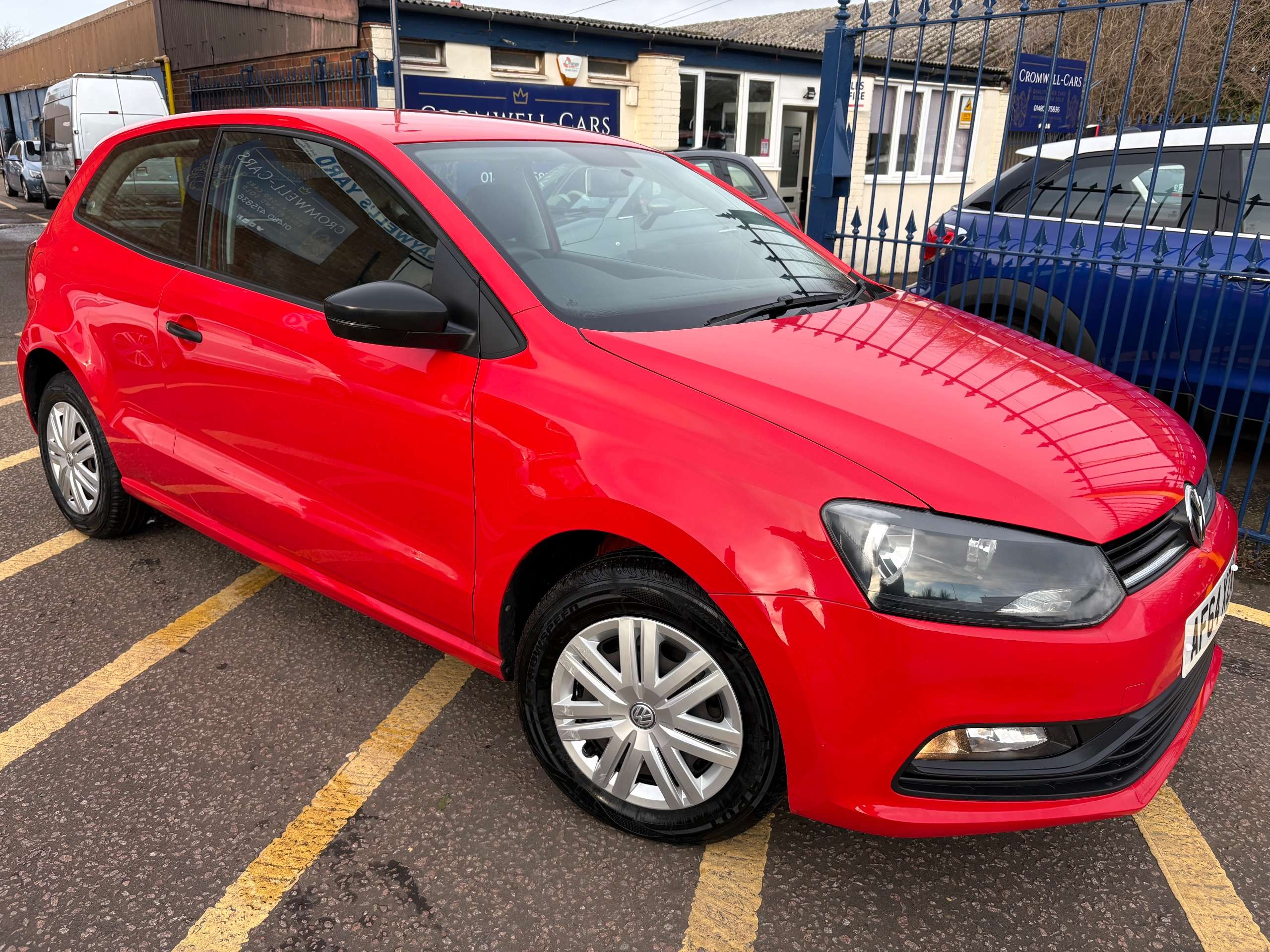 A 2014 VOLKSWAGEN POLO (64 plate) 1.0 BlueMotion Tech S Hatchback 3 Door Manual Euro 6 (A/C) A 2014 VOLKSWAGEN POLO (64 plate) 1.0 BlueMotion Tech S Hatchback 3 Door Manual Euro 6 (A/C)