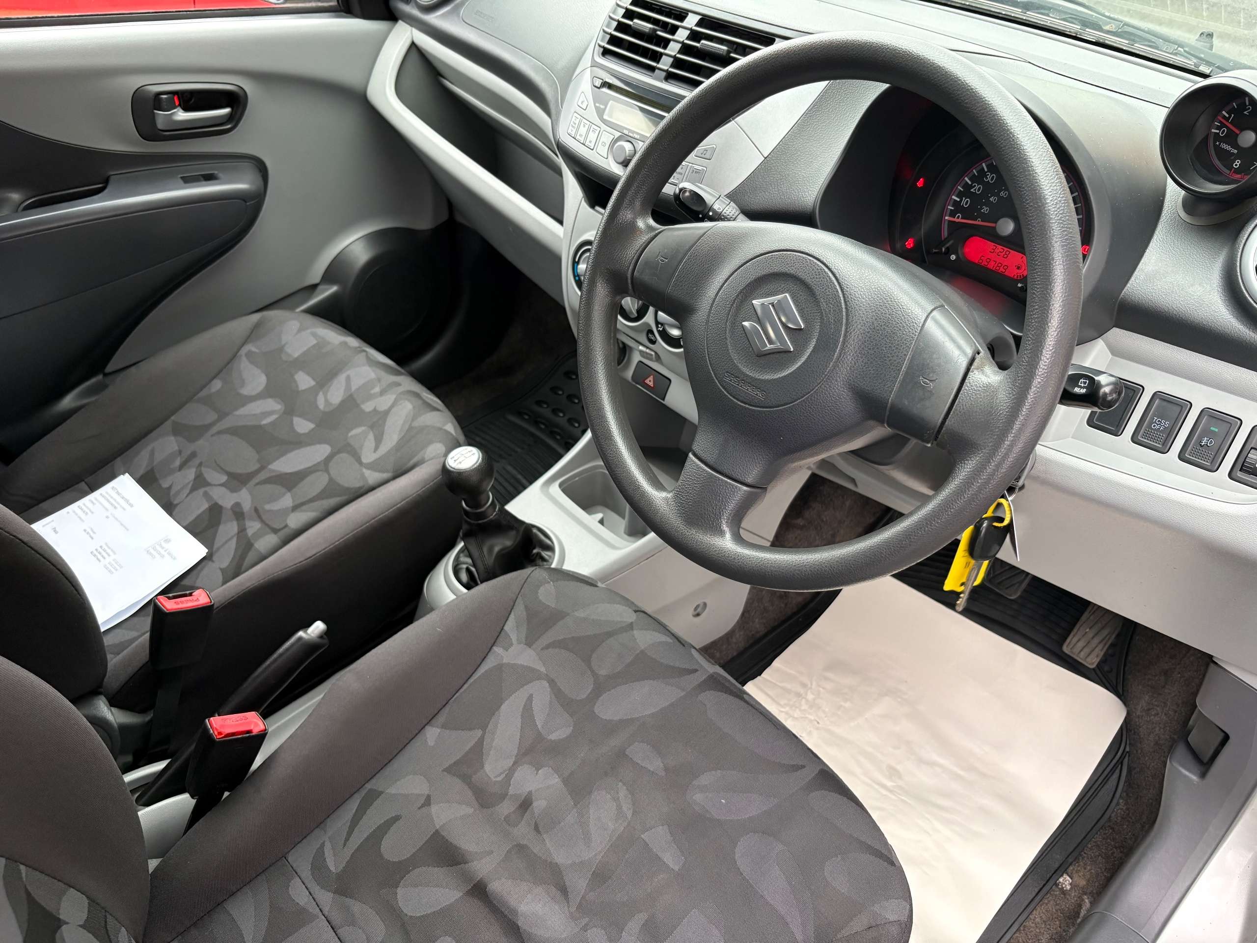 2011 SUZUKI ALTO 2011 SUZUKI ALTO