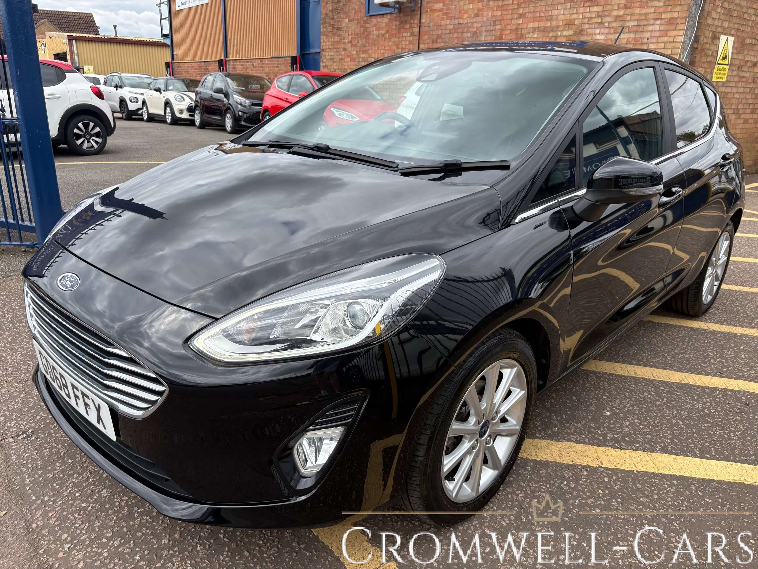 A 2019 FORD FIESTA 1.0T EcoBoost Titanium Hatchback 5 Door (100 ps) A 2019 FORD FIESTA 1.0T EcoBoost Titanium Hatchback 5 Door (100 ps)