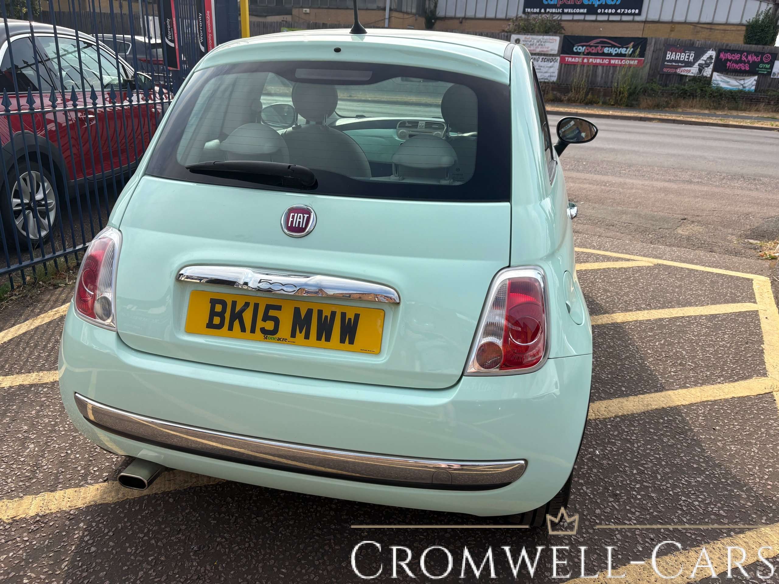 A 2015 FIAT 500 1.2 Lounge Hatchback 3dr Petrol Manual Euro 6 (s/s) (69 bhp) A 2015 FIAT 500 1.2 Lounge Hatchback 3dr Petrol Manual Euro 6 (s/s) (69 bhp)