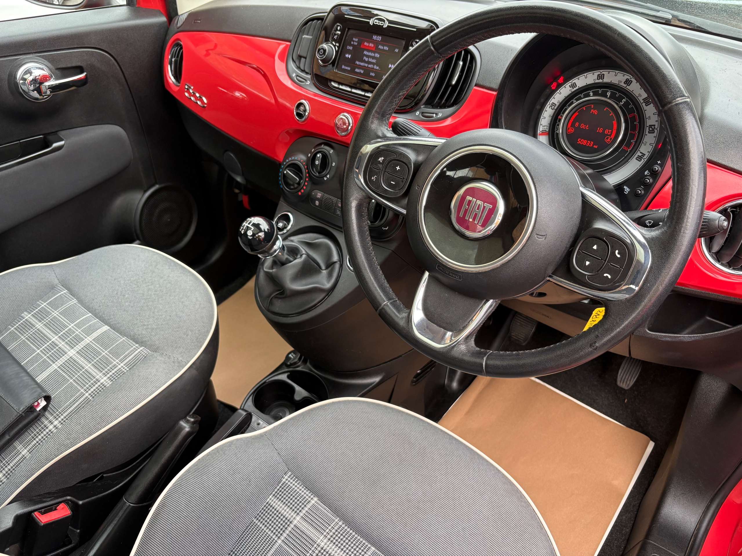 2018 FIAT 500 2018 FIAT 500