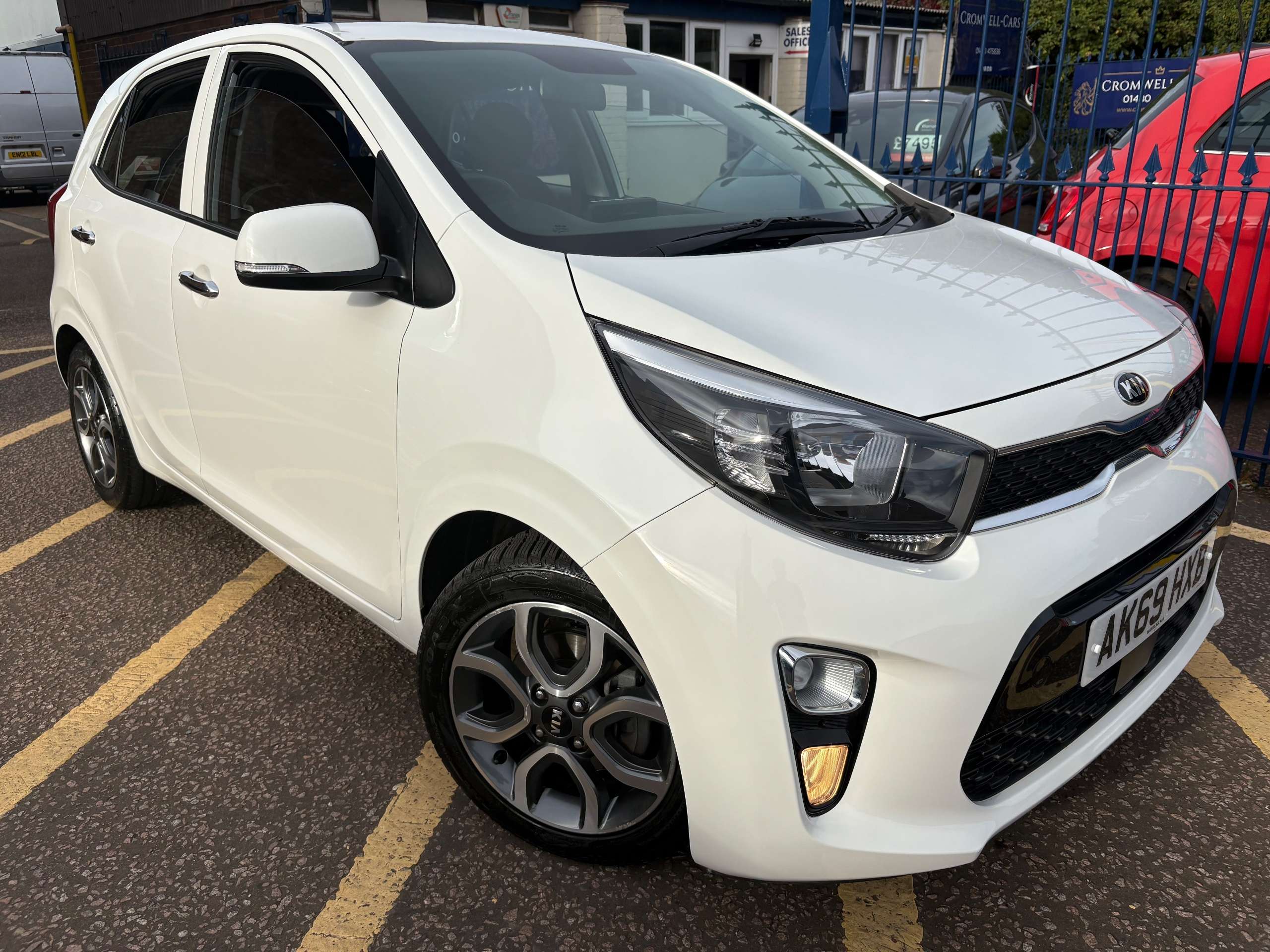 A 2019 KIA PICANTO 1.25 3 Hatchback 5dr Petrol Auto Euro 6 (83 bhp) A 2019 KIA PICANTO 1.25 3 Hatchback 5dr Petrol Auto Euro 6 (83 bhp)