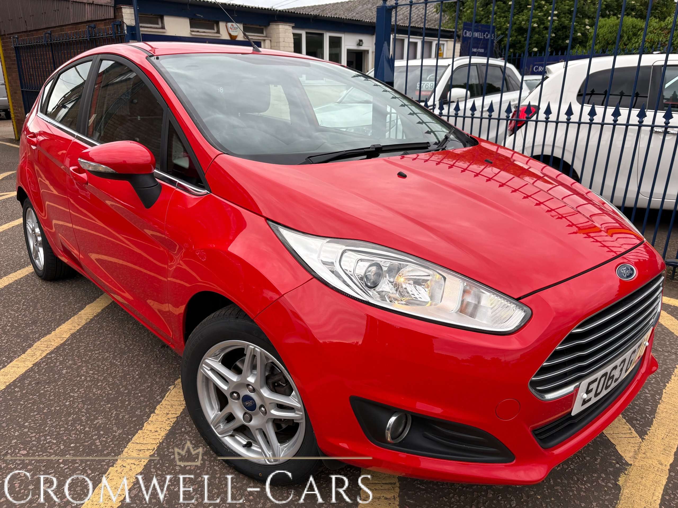 A 2013 FORD FIESTA (63 plate) 1.0T EcoBoost Zetec Hatchback 5 Door (100 ps) A 2013 FORD FIESTA (63 plate) 1.0T EcoBoost Zetec Hatchback 5 Door (100 ps)