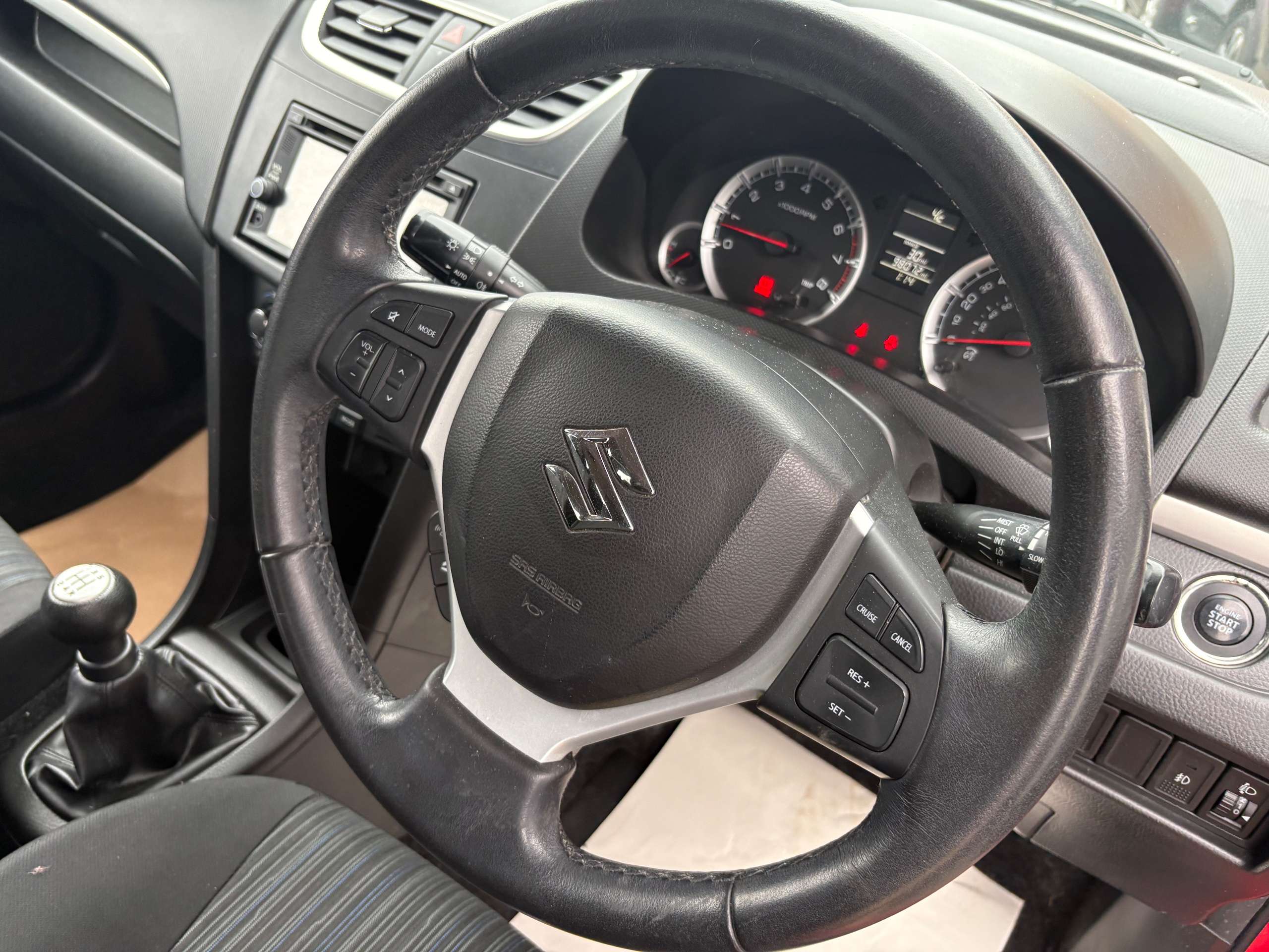 2016 SUZUKI SWIFT 2016 SUZUKI SWIFT